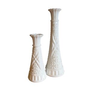 Vintage Stars and Bars Design Milk Glass Vases 6” and 9” lot of 2